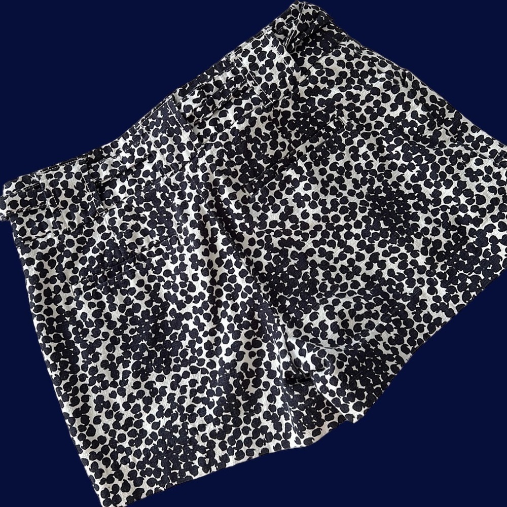 LOFT Navy Blue/White Textured Fabric Tie Belted High Rise Shorts, Size 2, EUC. - Picture 7 of 7